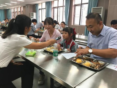 首屆舌尖上的黃岡廚師廚藝大賽圓滿舉行，餐飲服務(wù)再升級(jí)